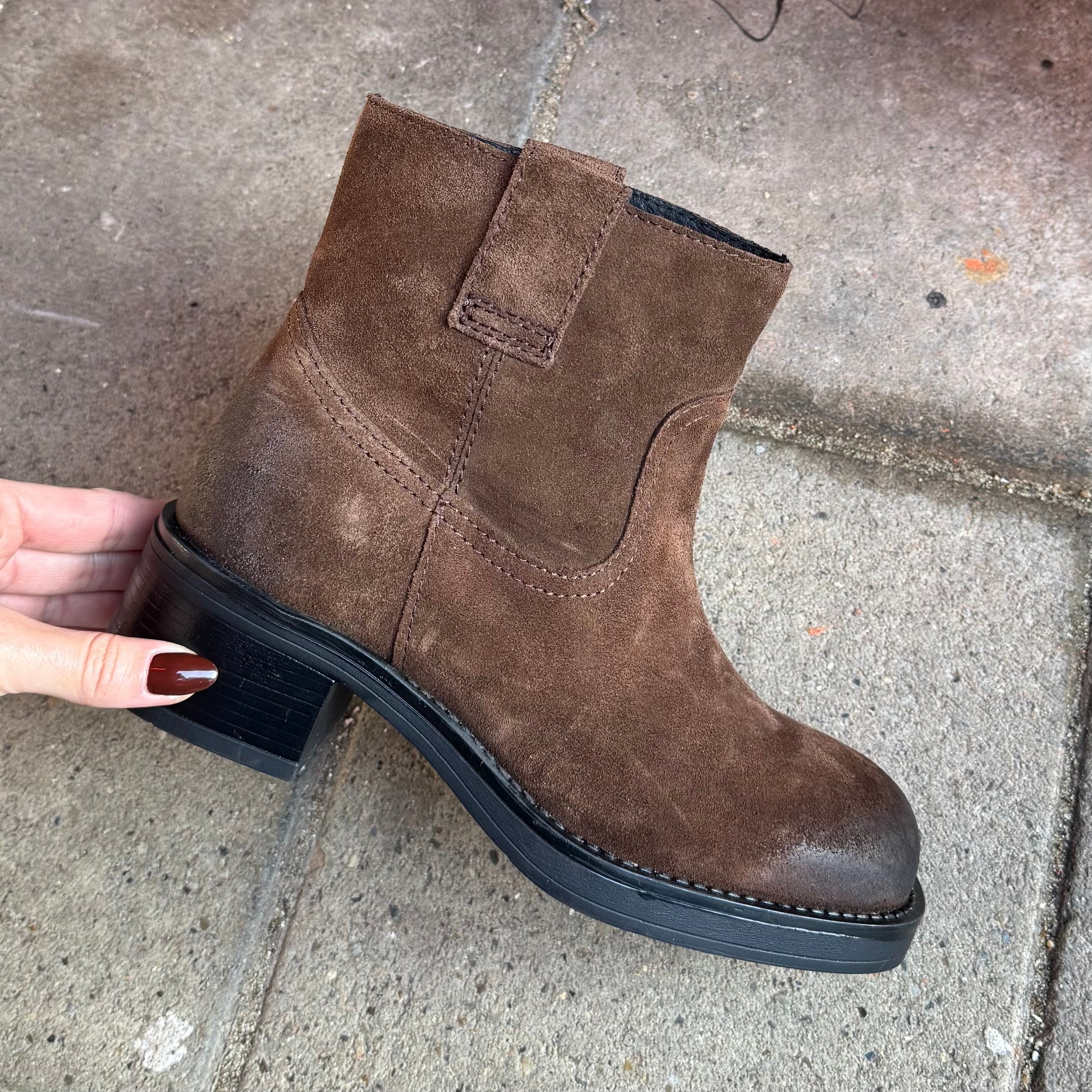 PAVEMENT - STØVLE - JENNY SUEDE 24199 - BROWN SUEDE