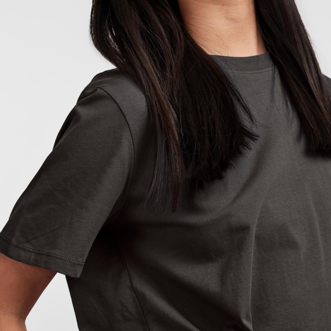 PIECES - T-SHIRT - RIA SOLID 17140802 - SORT