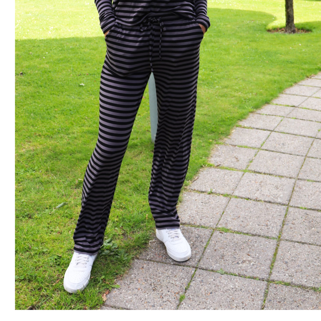 LIBERTÉ - BUKS - NATALIA 22061 - BLACK/DARK GREY STRIPE