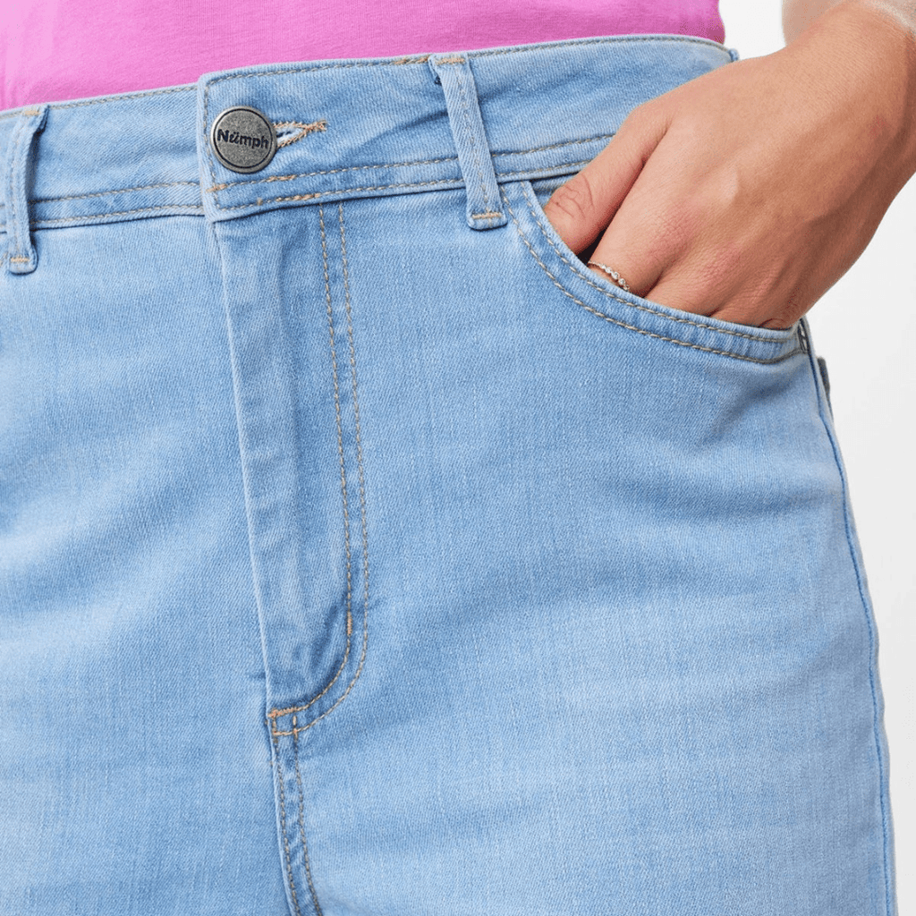 NÜMPH - JEANS - PARIS CROPPED 703308 - LIGHT BLUE DENIM