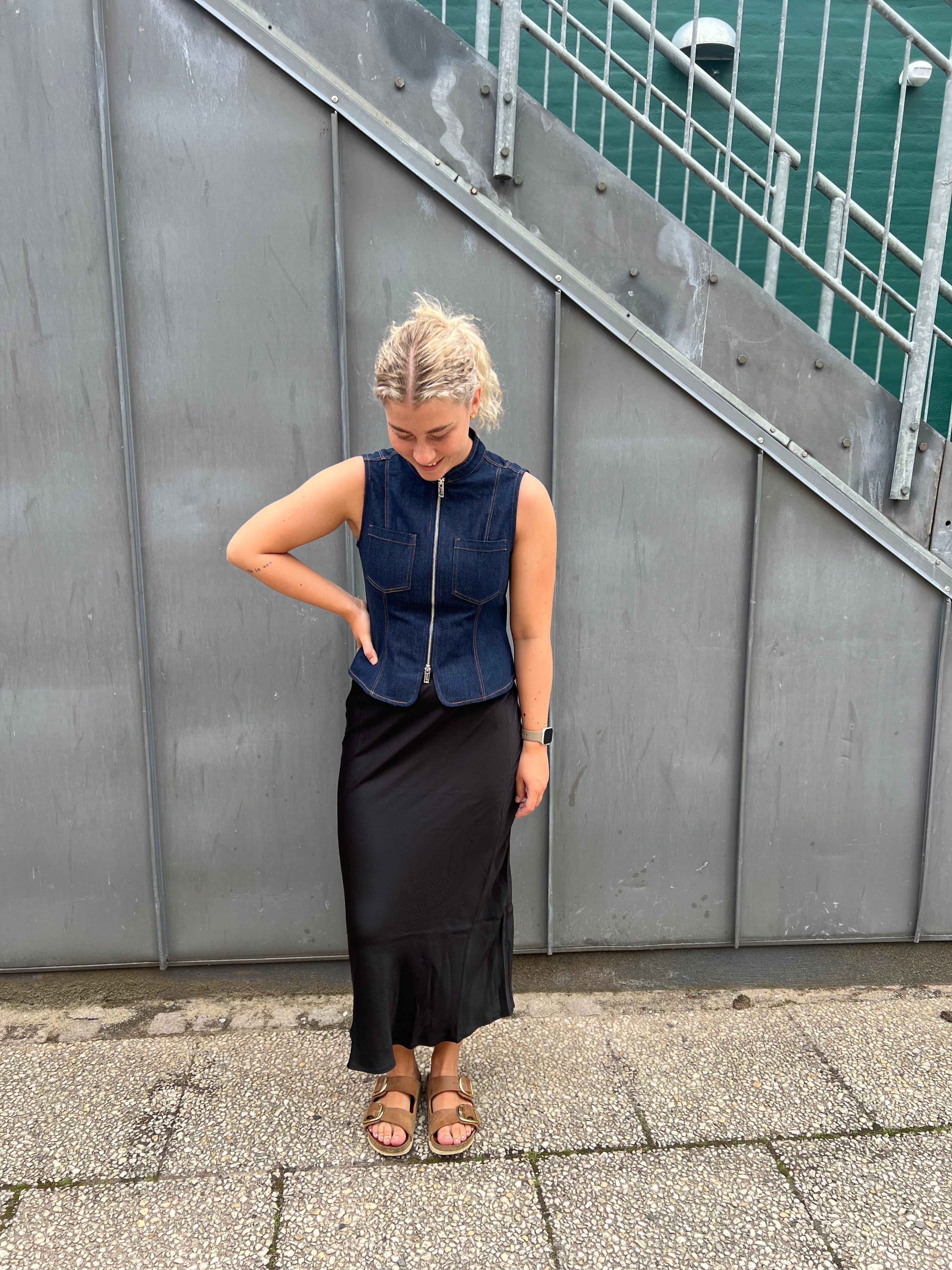 GLOBAL FUNK - TOP - WALEWU PILUE - DARK UNWASHED DENIM