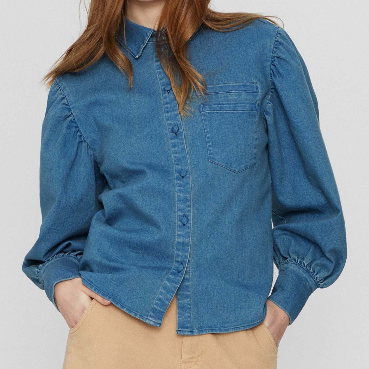 NÜMPH - SKJORTE - CHARLISE 705004 - MEDIUM BLUE DENIM