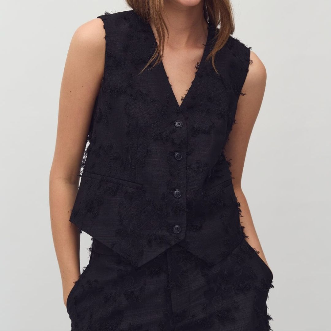 MBYM - VEST - MERYA 61910230 - SORT
